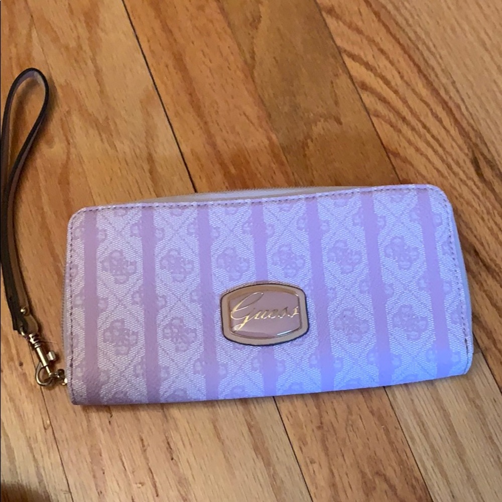Guess light pink wallet